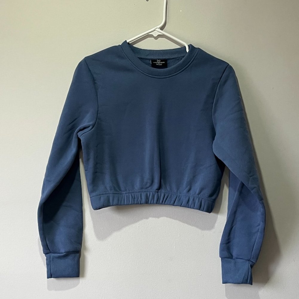 Women's Small Long Sleeve Cropped Sweatshirt Blue Realessentials Lounge Work Out
